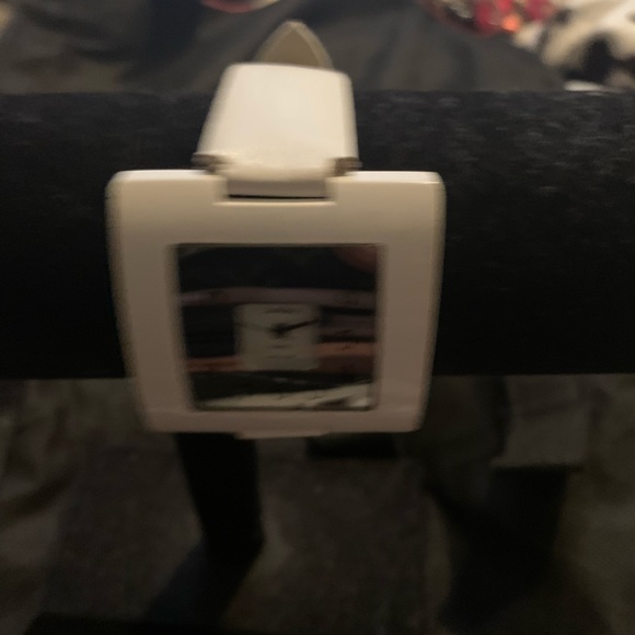 Watch - Picture 2 of 3